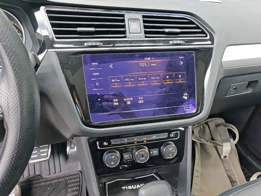 Volkswagen Tiguan L — миниатюра 18