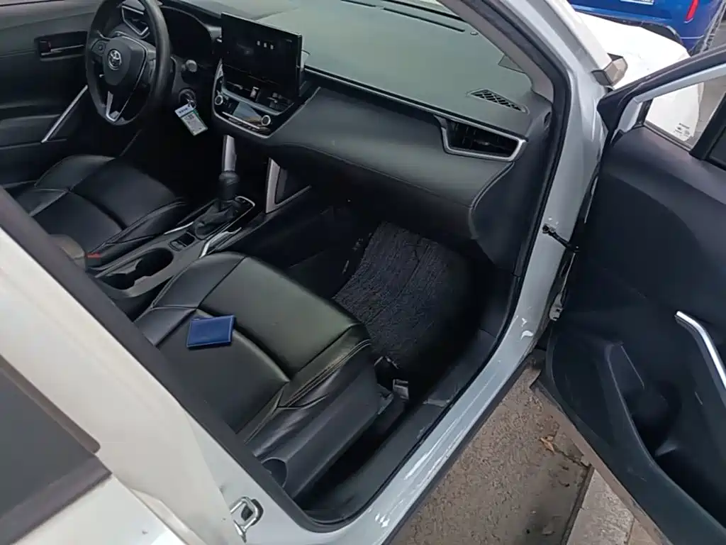 Toyota Frontlander — миниатюра 9