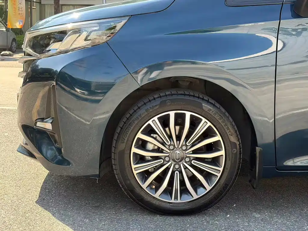 GAC Motor Trumpchi M6 — миниатюра 4