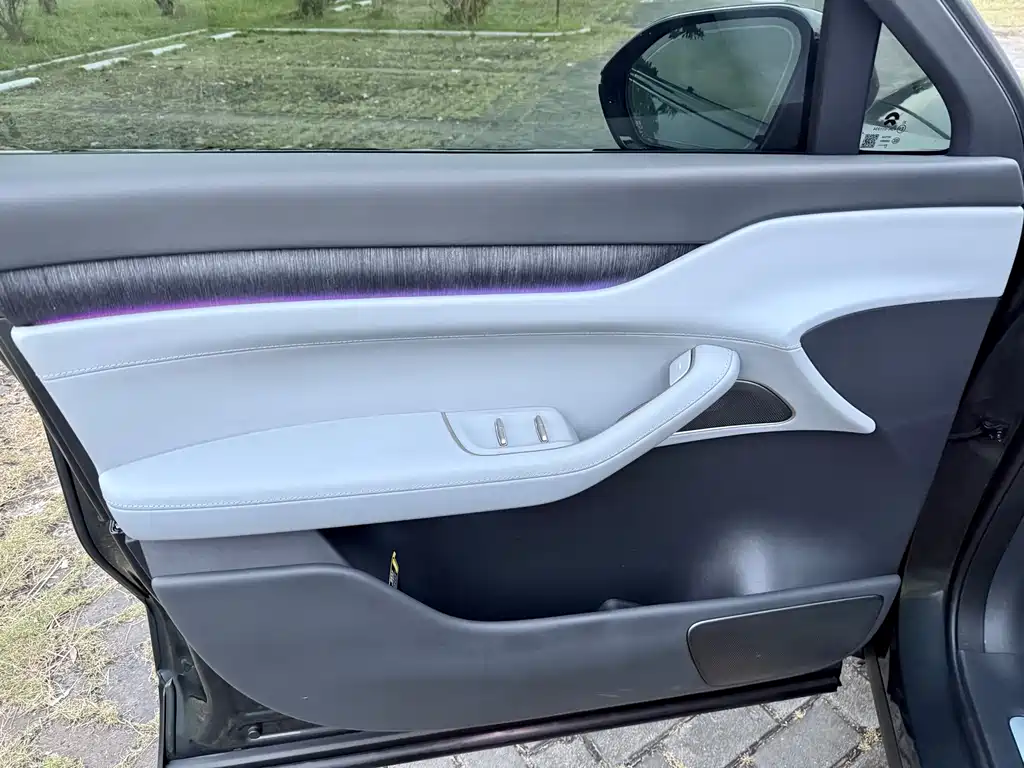 NIO ES8 — миниатюра 15