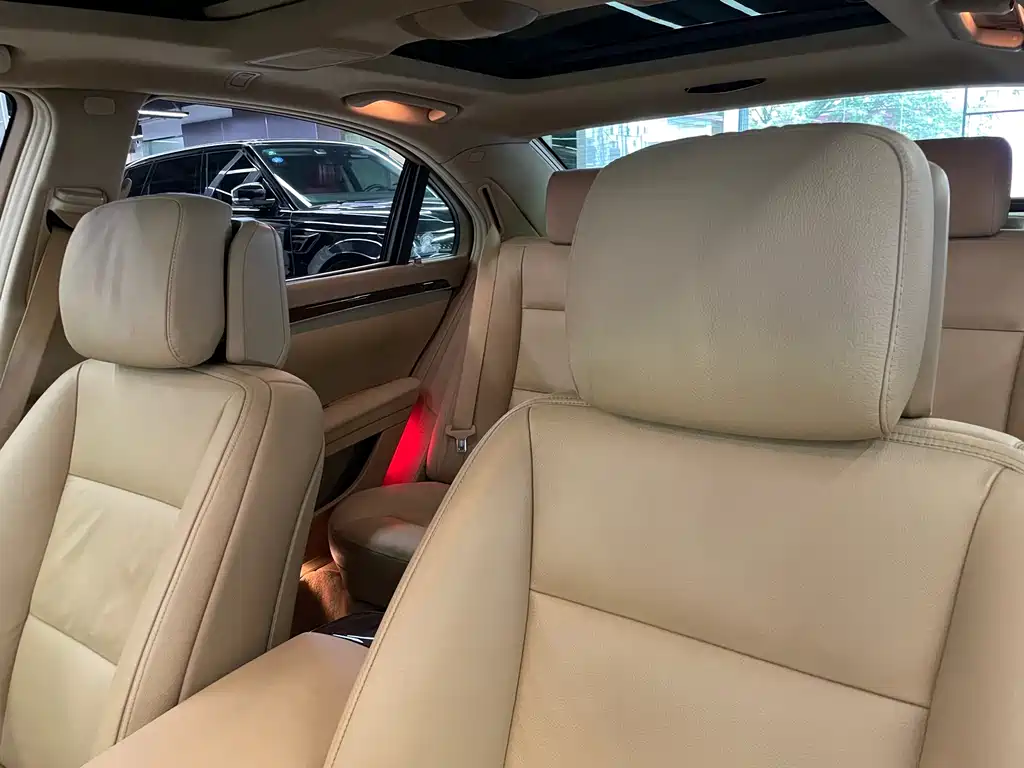 Mercedes-Benz S-Class — миниатюра 28