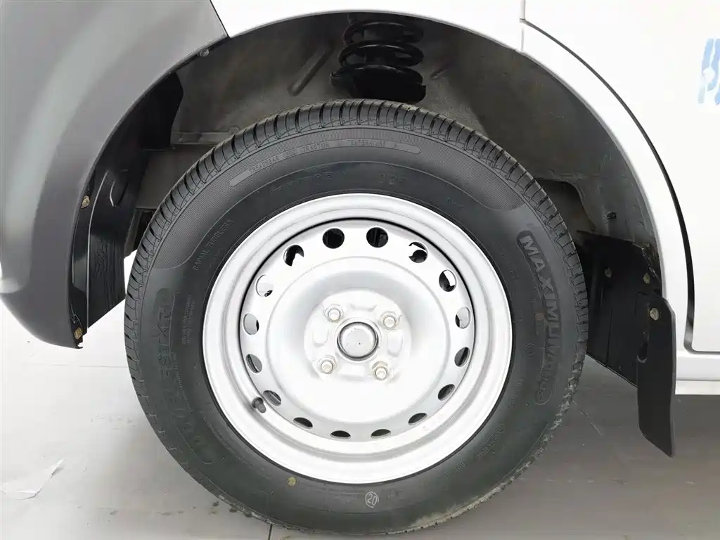 CHANGAN CROSS STAR V3