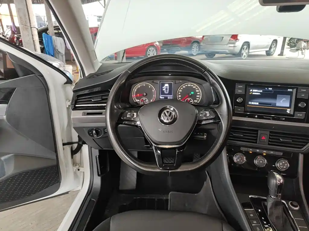 Volkswagen Bora — миниатюра 11