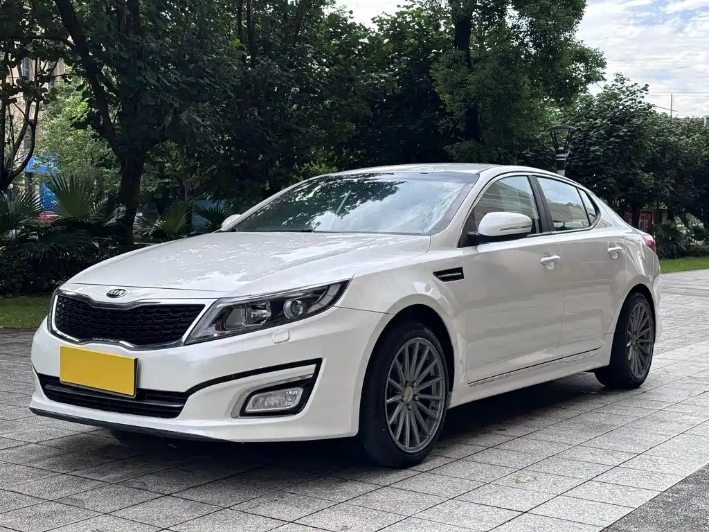 2014 Kia K5 - zdjęcie 1 z 9