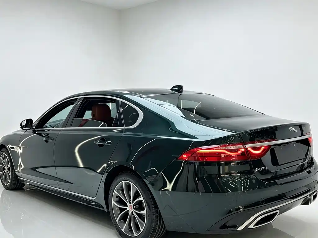 Jaguar XFL — фотографии объявления, Фото 10