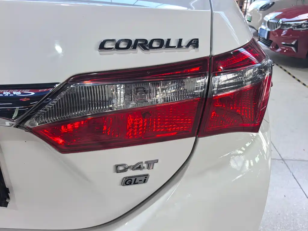 Toyota Corolla — миниатюра 6