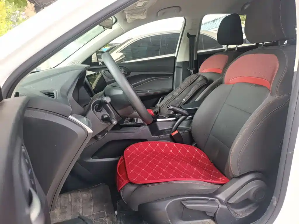 MG MG5 — миниатюра 15
