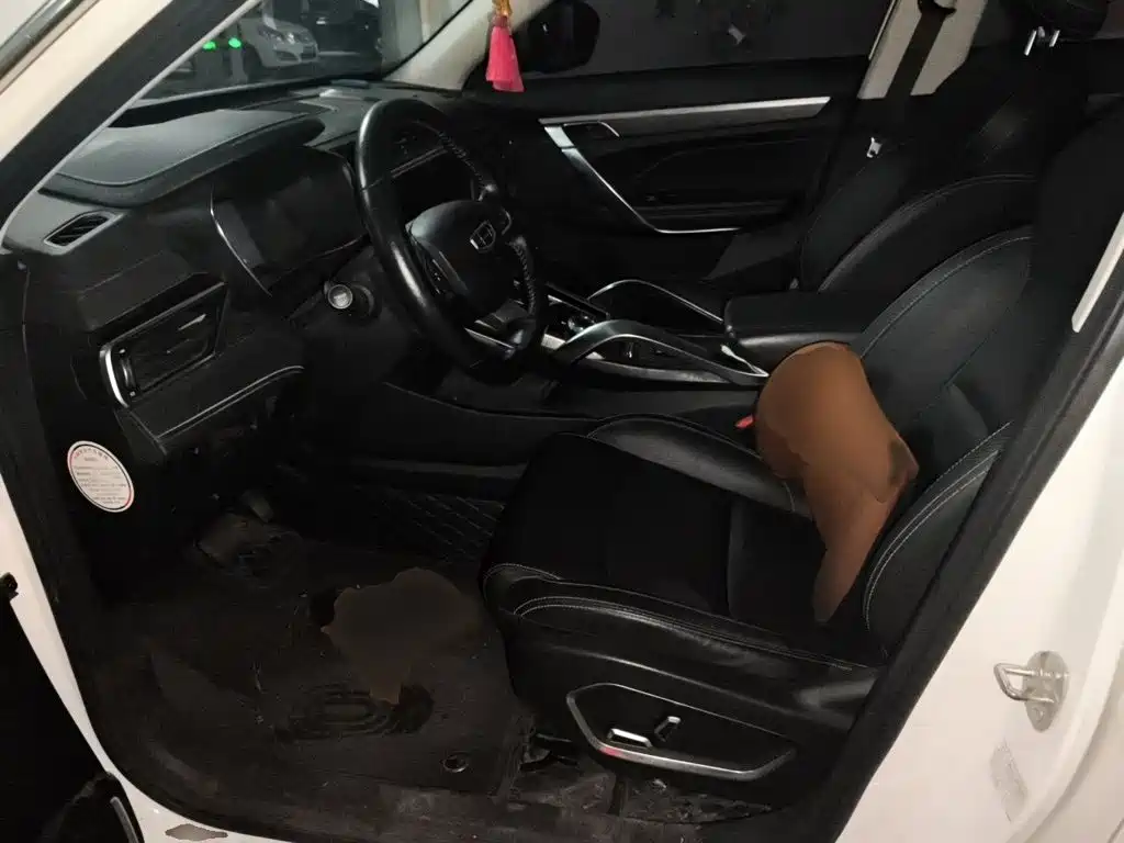 Geely Boyue — миниатюра 8