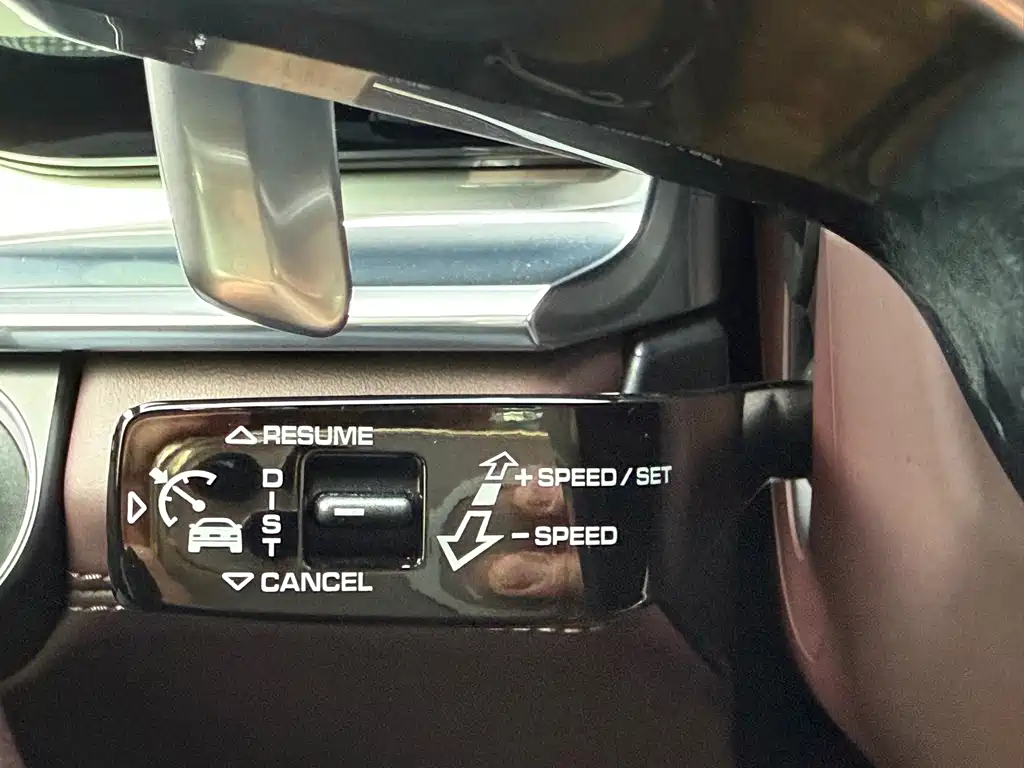 Porsche Panamera Hybrid — миниатюра 30