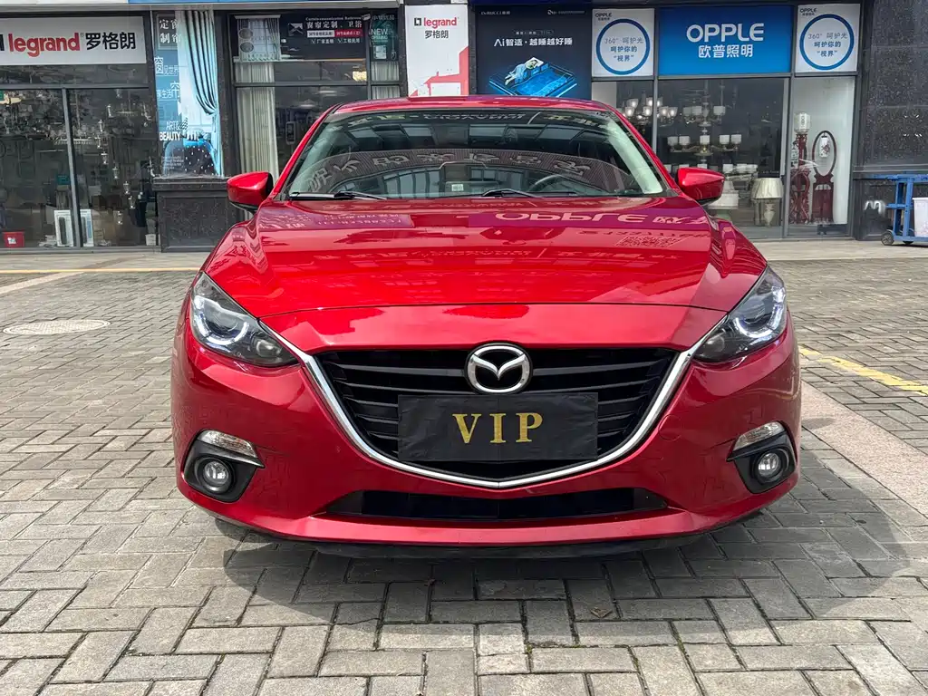 Mazda 3 Axela 2016