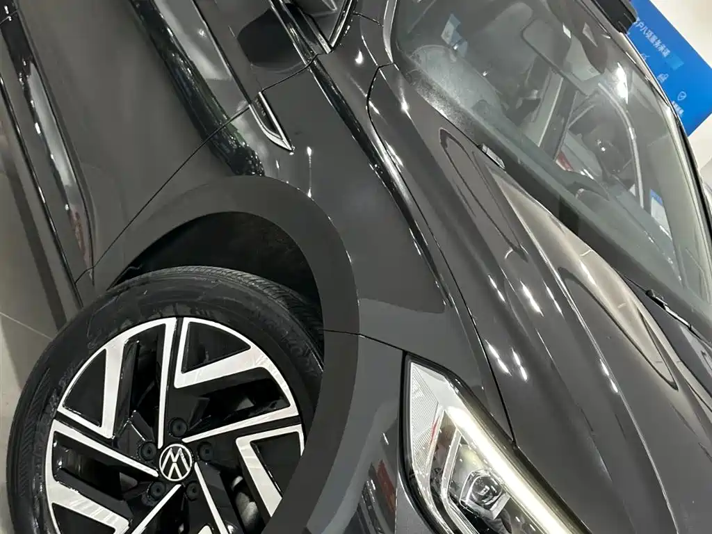 Volkswagen Sagitar — миниатюра 27