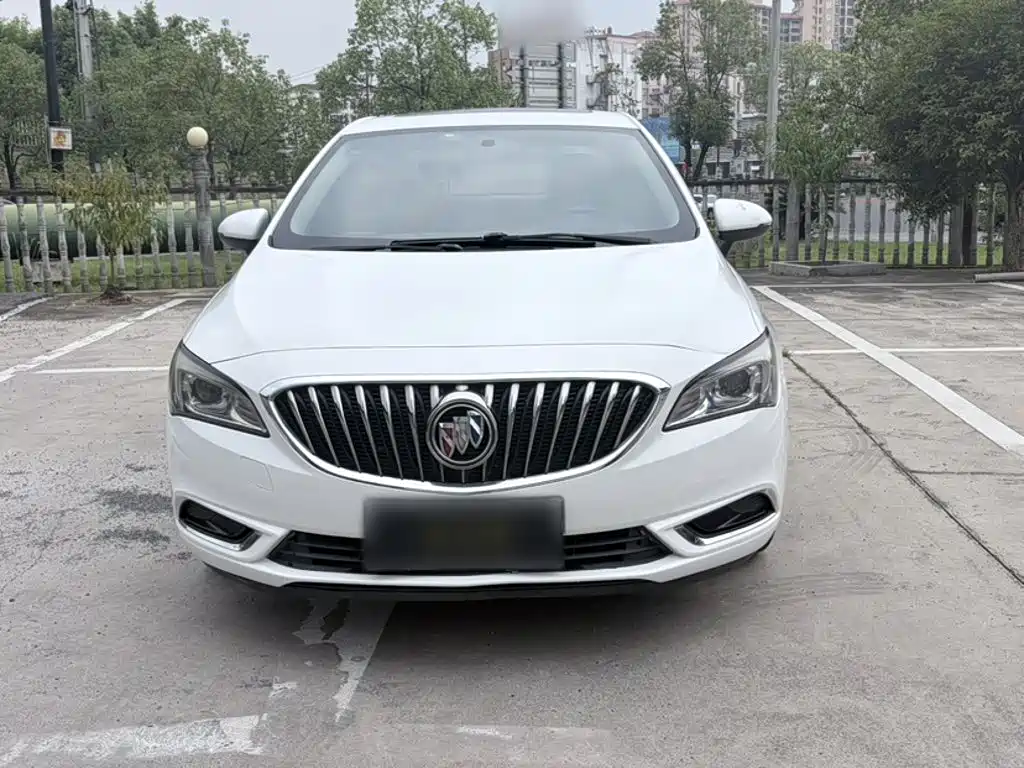 Buick Verano — миниатюра 6