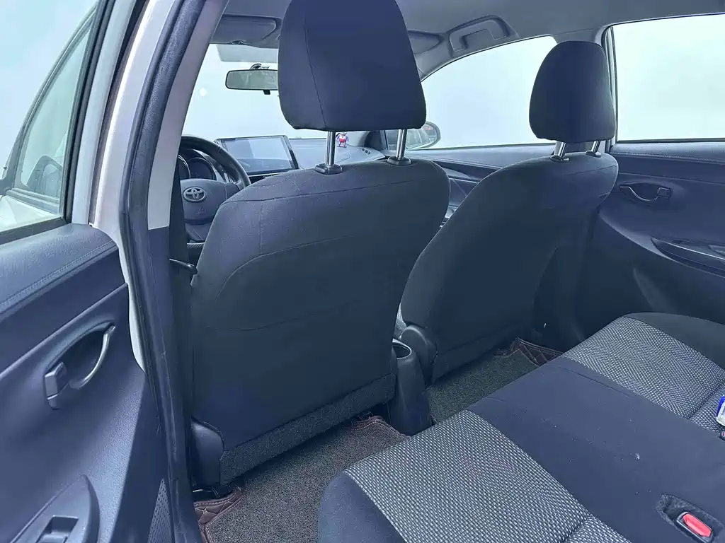 Toyota Vios — миниатюра 5