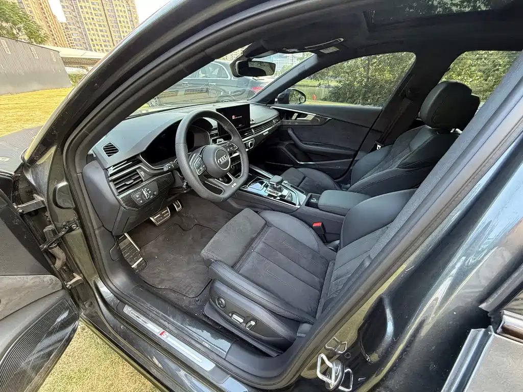 Audi A4L — миниатюра 7
