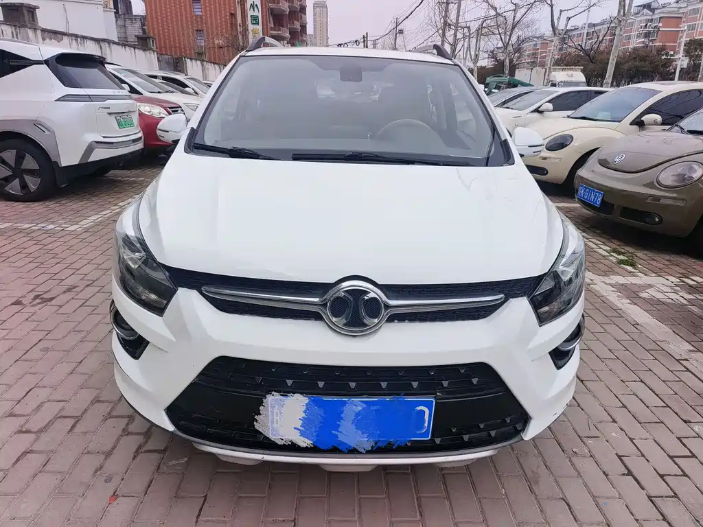 BAIC Senova X25 2016