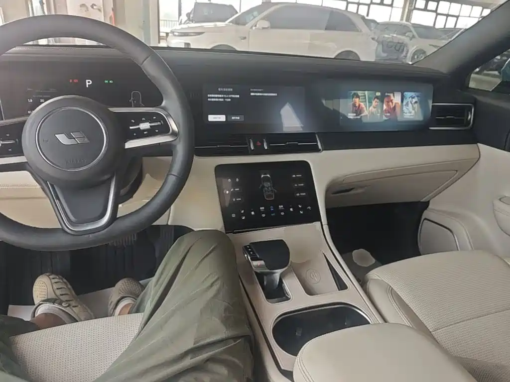 Li Auto Li ONE — миниатюра 10