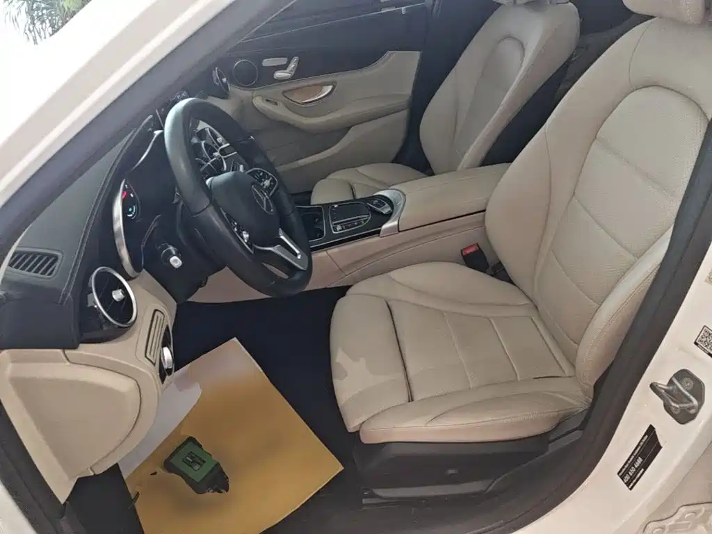 Mercedes-Benz C-Class — миниатюра 15