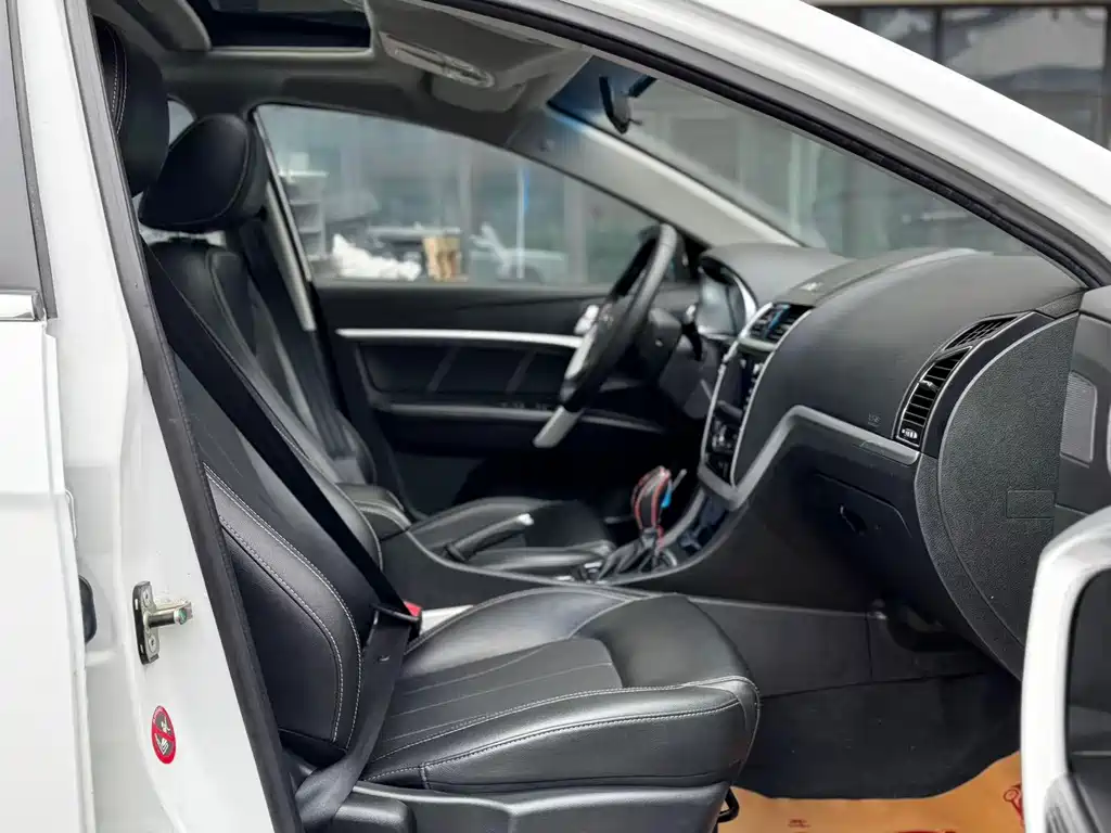 Geely Emgrand — миниатюра 13