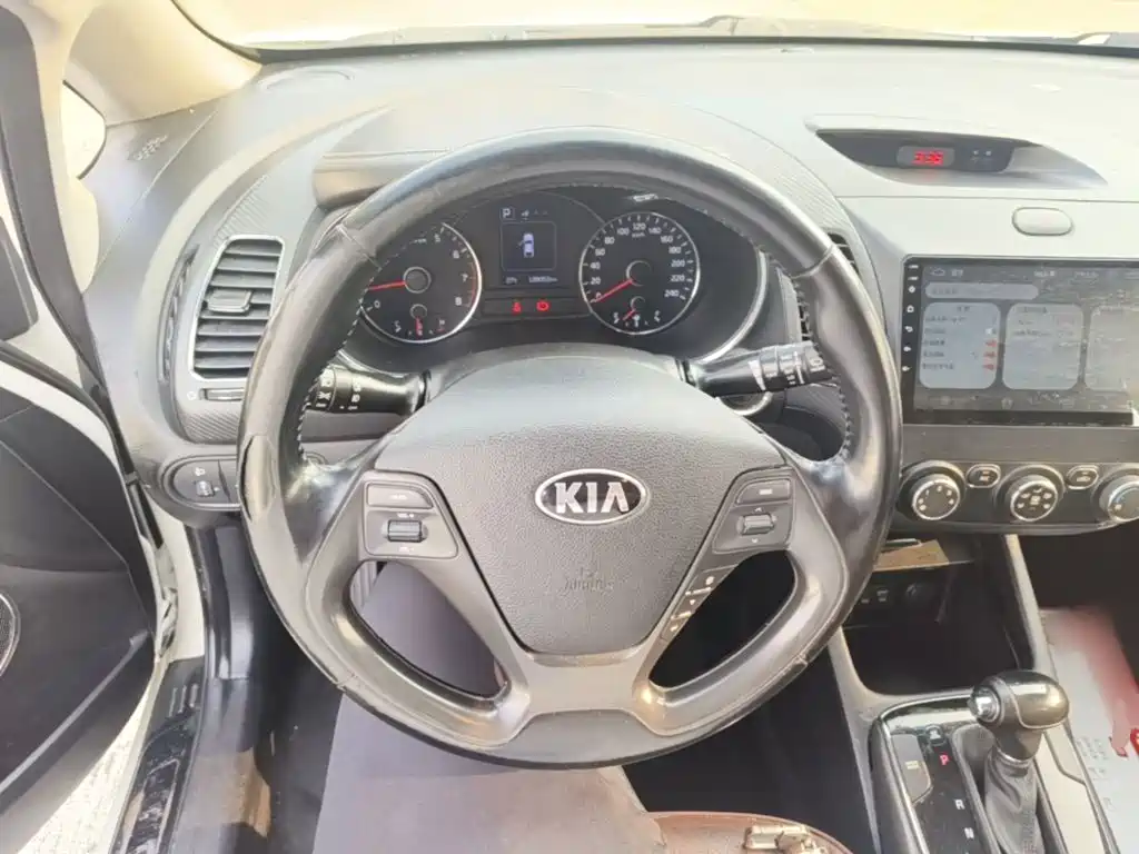 Kia K3 — миниатюра 11