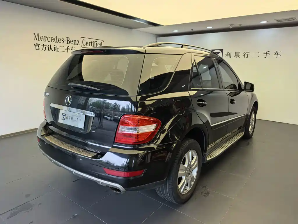 Mercedes-Benz M-Class — миниатюра 9