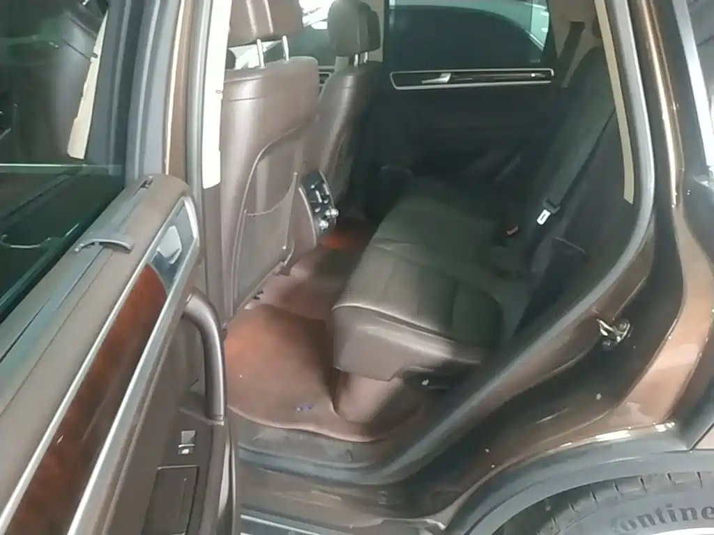 Volkswagen Touareg — миниатюра 17