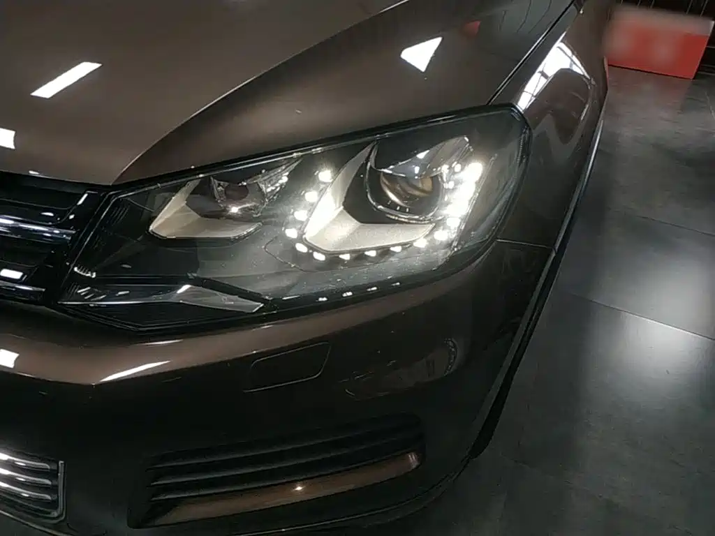 Volkswagen Touareg — миниатюра 24