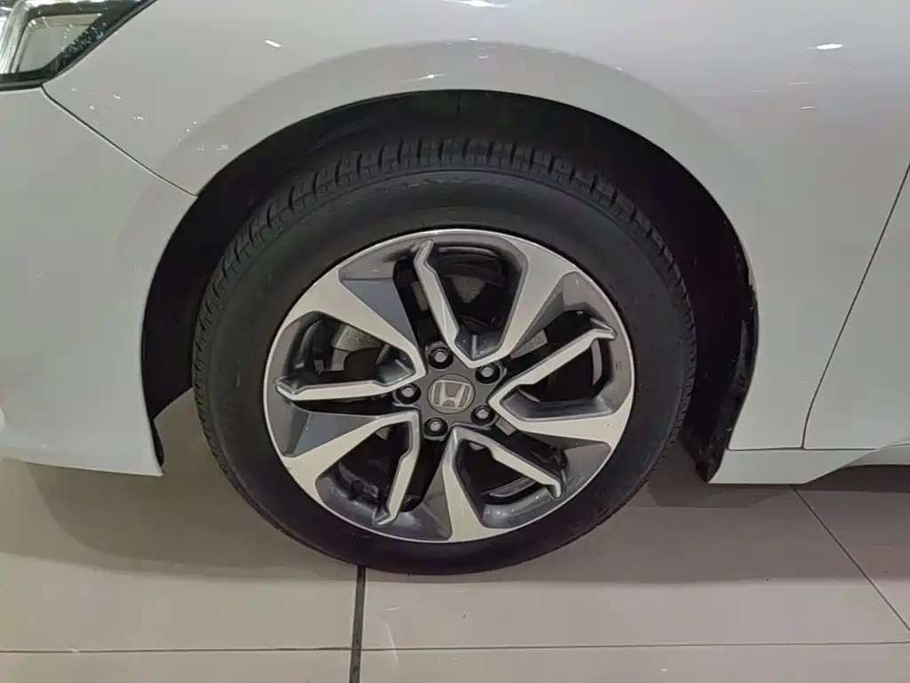 Honda Inspire — миниатюра 23