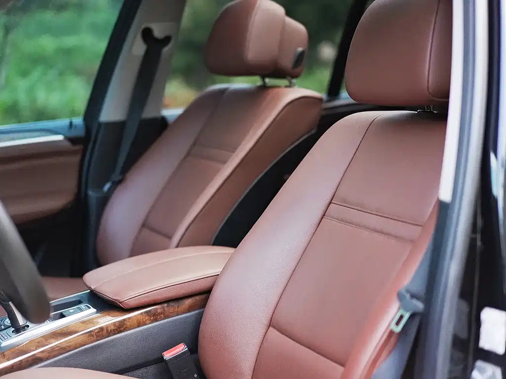 BMW X5 (Import) — миниатюра 50