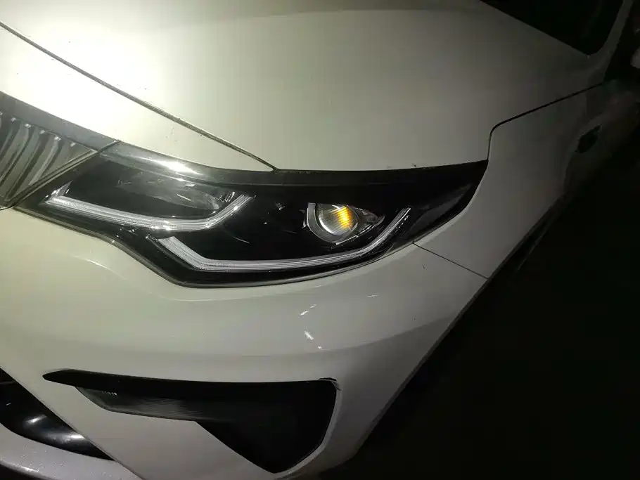 Kia K5 — миниатюра 5