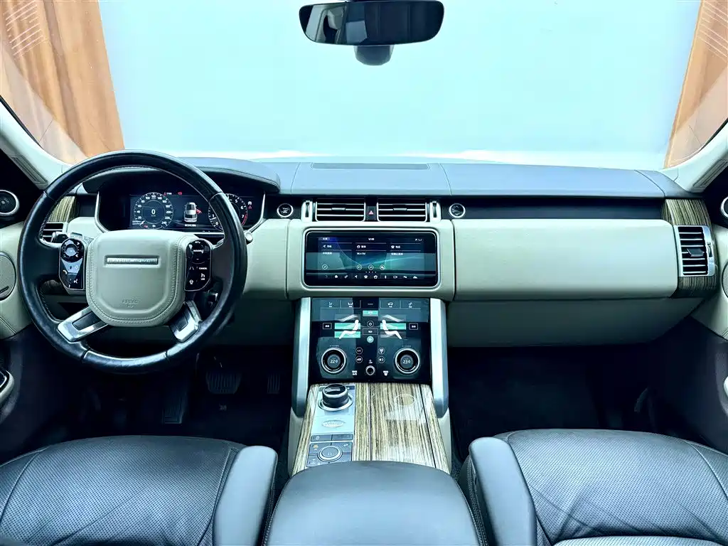 Land Rover Range Rover — миниатюра 9