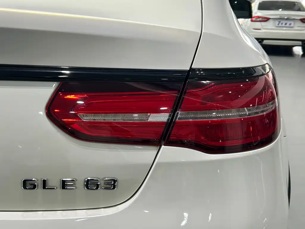 MERCEDES-BENZ GLE COUPE AMG