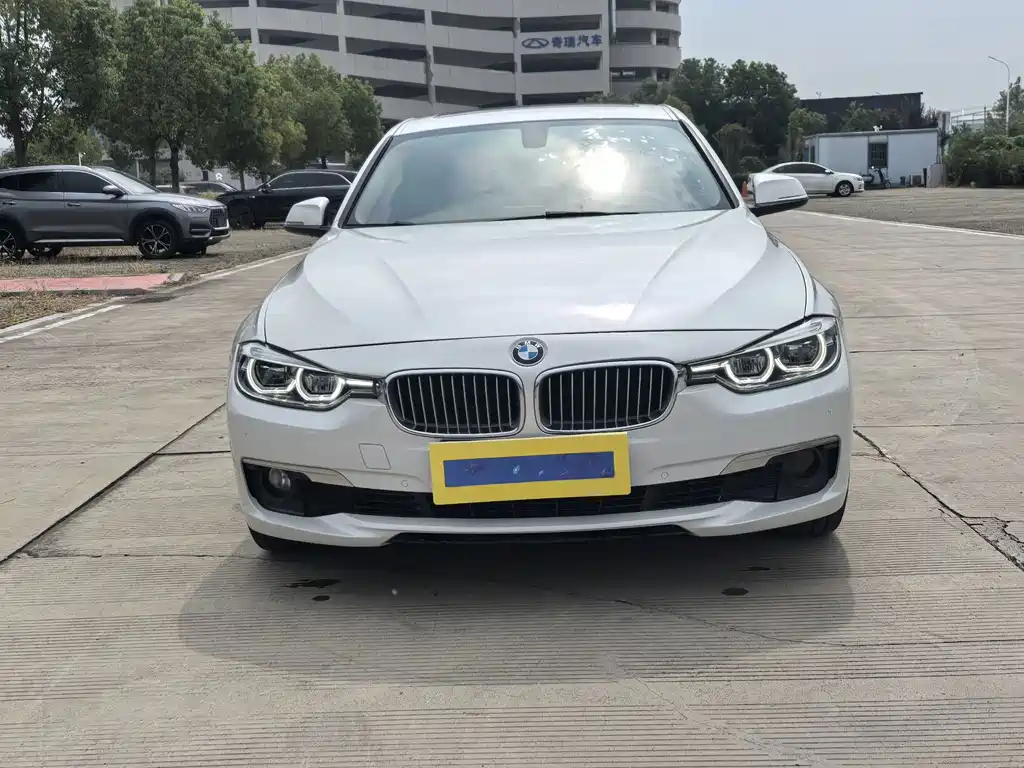 BMW 3 Series — миниатюра 2