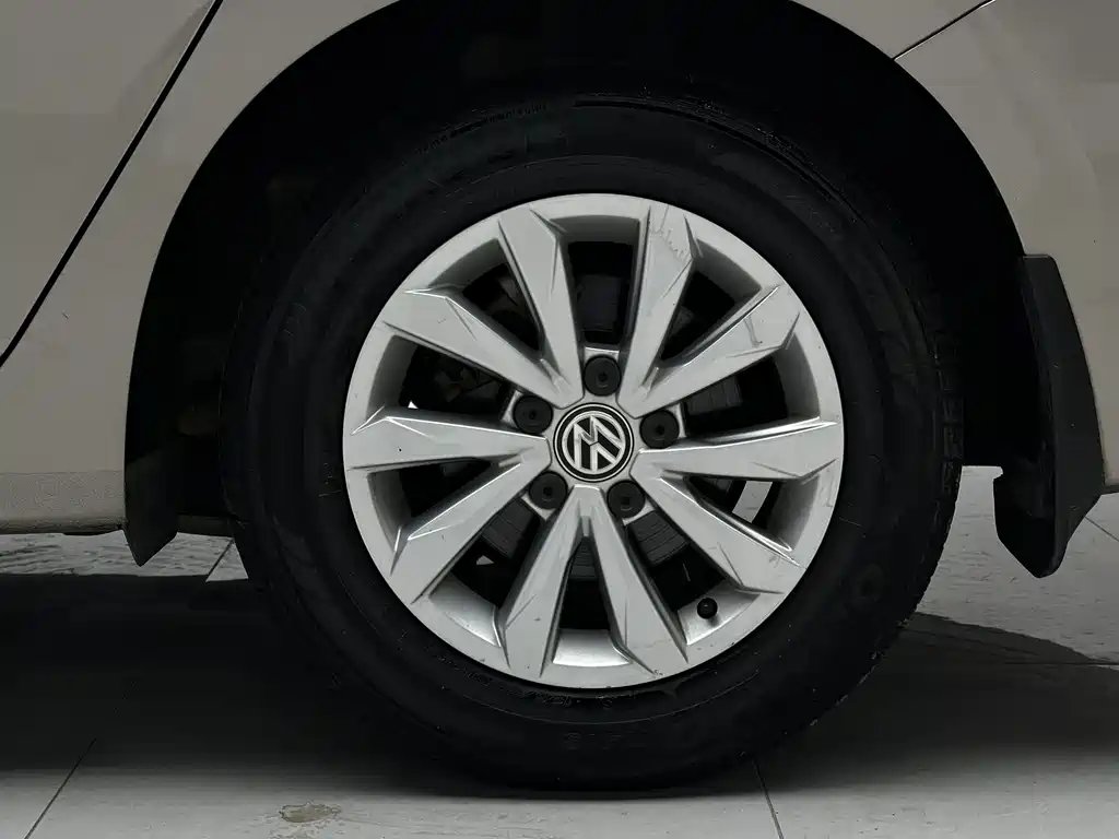Volkswagen Bora — миниатюра 20