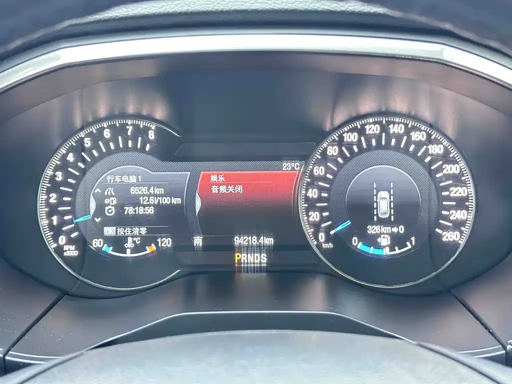 Ford Edge — миниатюра 8
