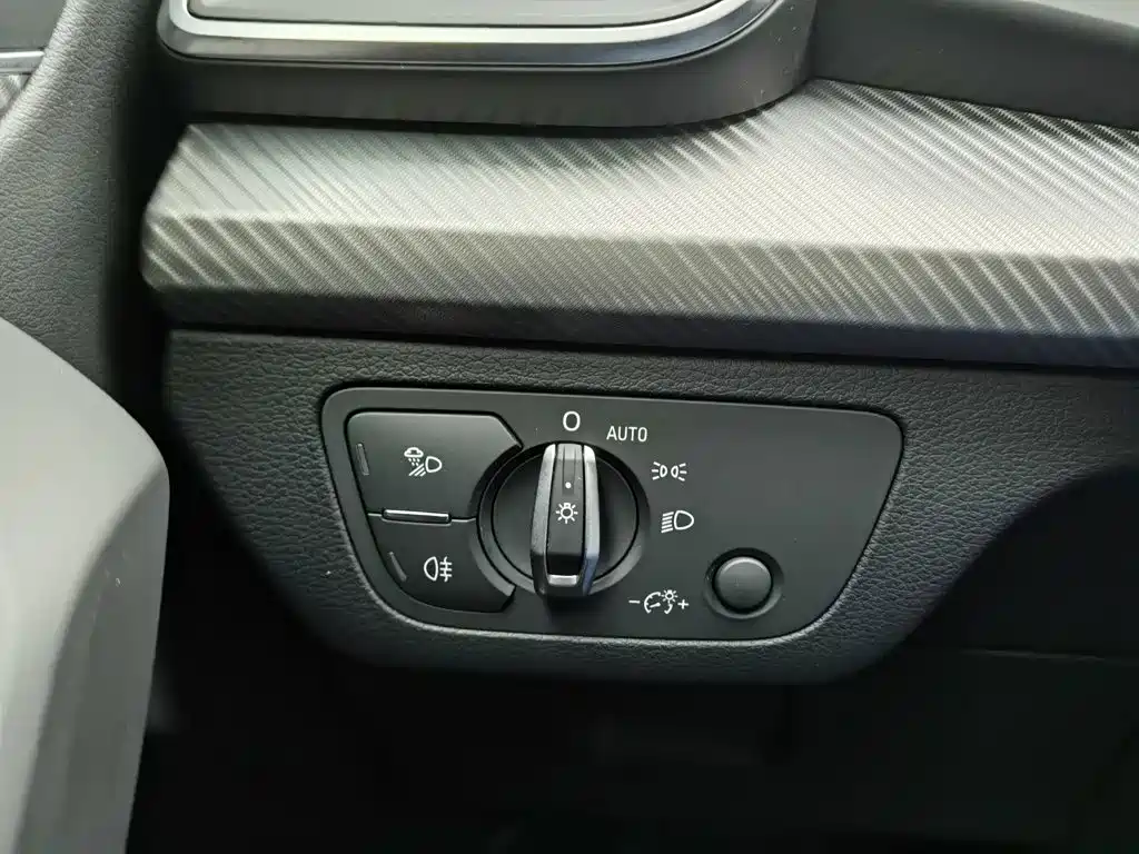Audi Q5L — миниатюра 21