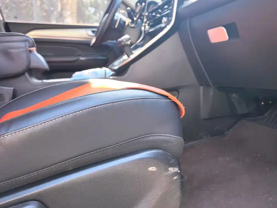 Haval M6 — миниатюра 8
