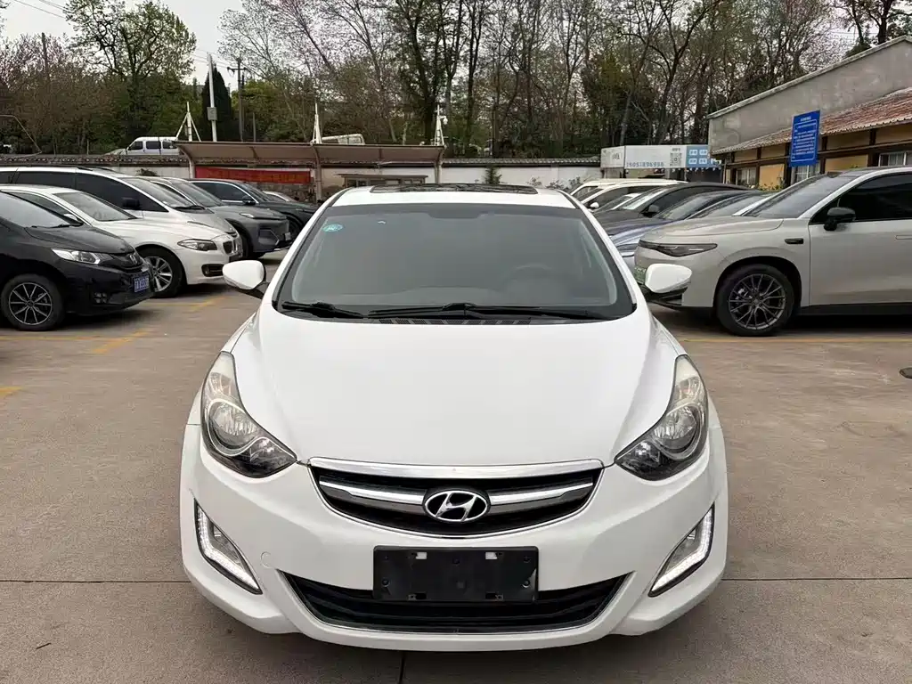 Hyundai Elantra Langdong 1.6L Auto Leading Type, фото 2