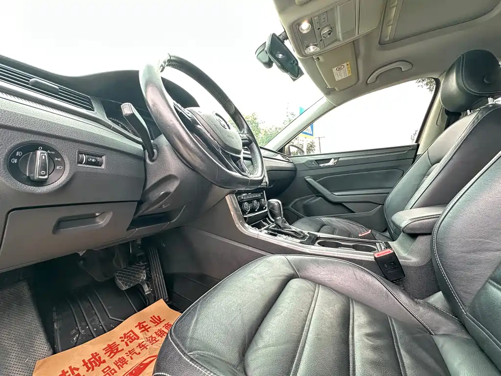 Volkswagen Passat — миниатюра 8