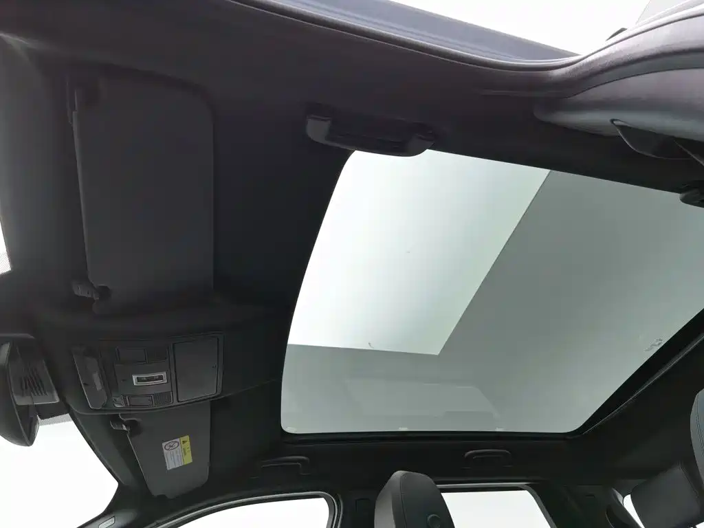 Land Rover Discovery Sport — миниатюра 14