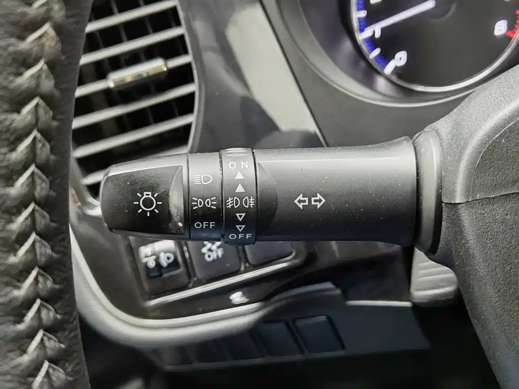 Mitsubishi Outlander — миниатюра 21