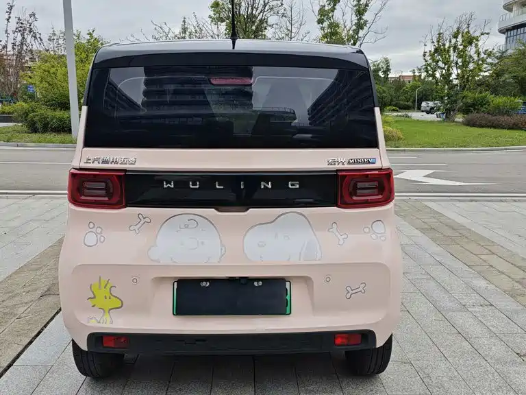 Wuling MINIEV — миниатюра 5