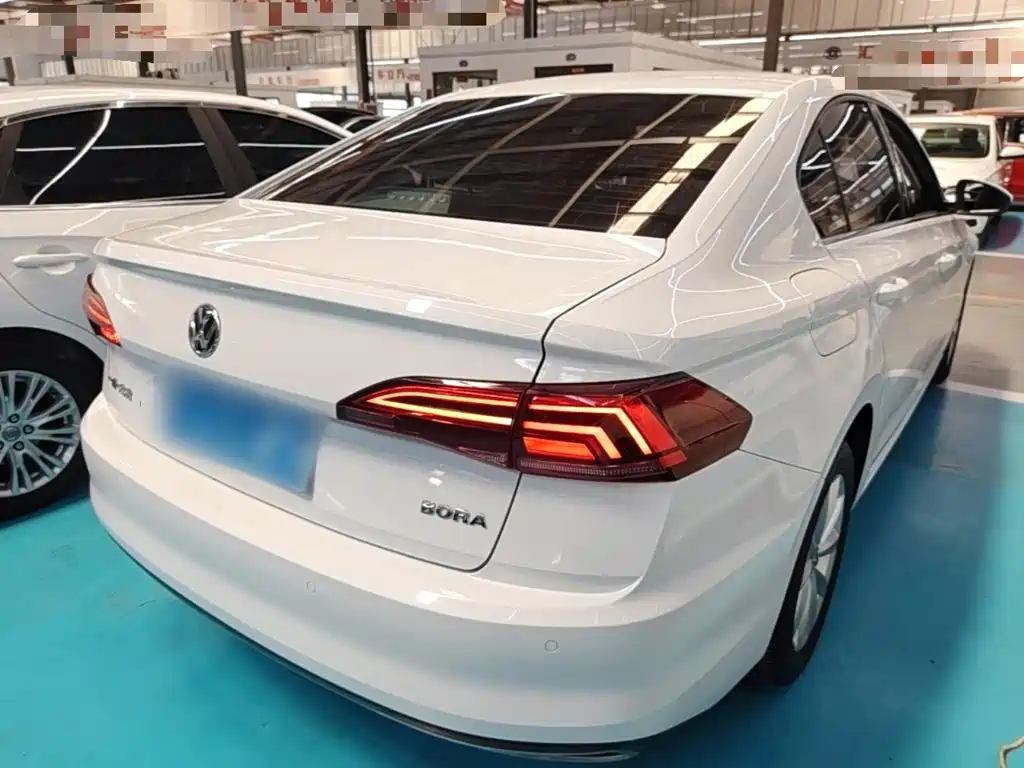 Volkswagen Bora — миниатюра 7
