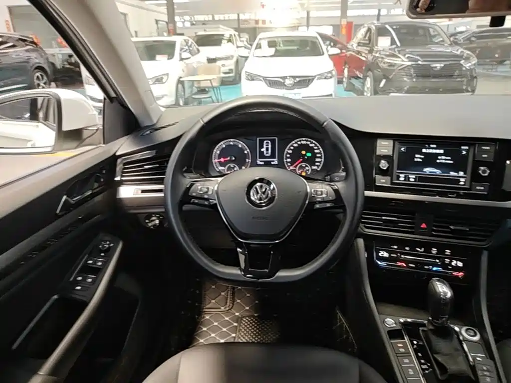 Volkswagen Bora — миниатюра 11