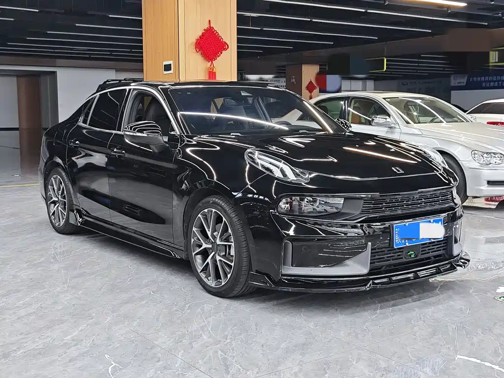Lynk & Co 03 — миниатюра 3