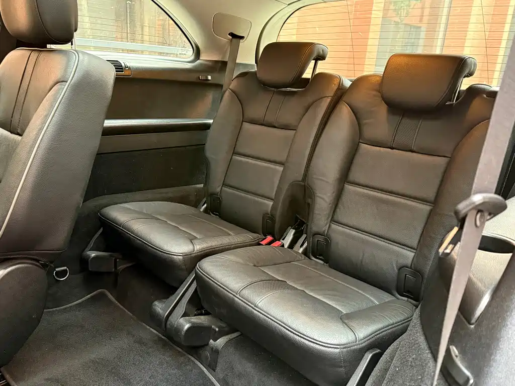 Mercedes-Benz R-Class — миниатюра 14