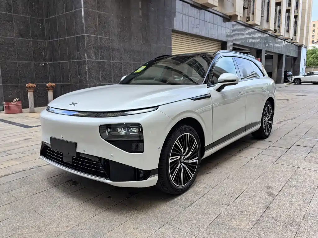 XPeng G9
