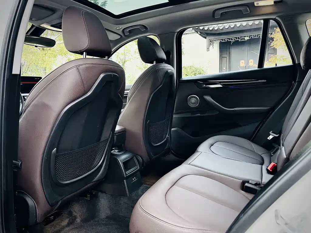 BMW X1 — миниатюра 15
