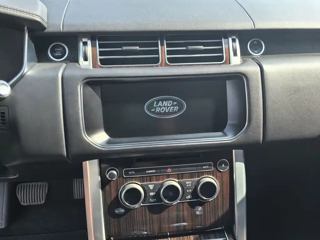 Land Rover Range Rover — миниатюра 19