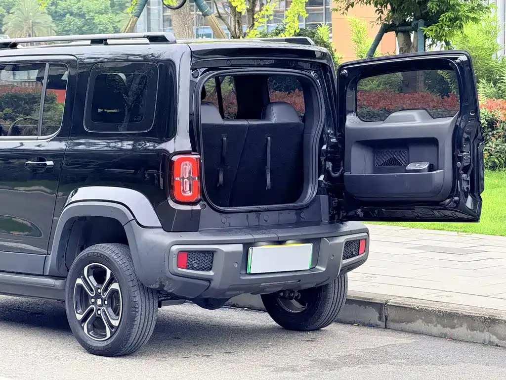 Baojun Yueye — миниатюра 9