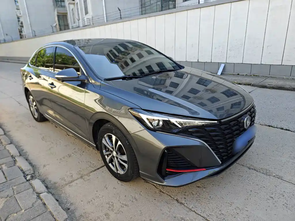 Changan Eado — миниатюра 2